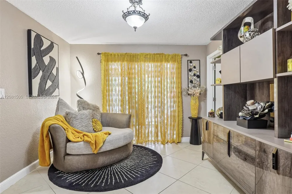 8835 NW 27th St Coral Springs, FL 33065