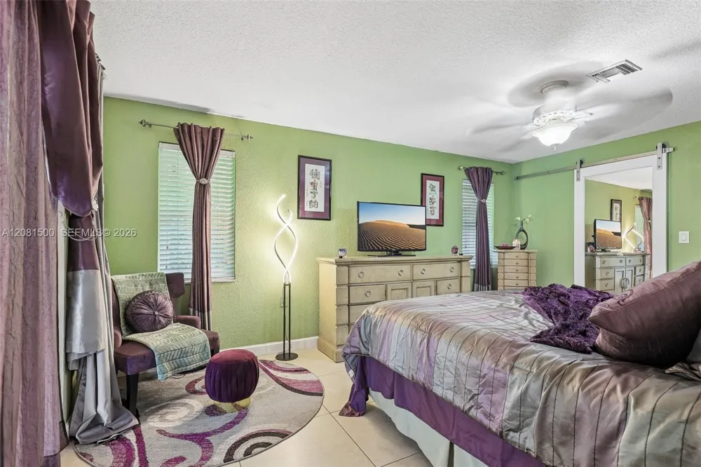 8835 NW 27th St Coral Springs, FL 33065