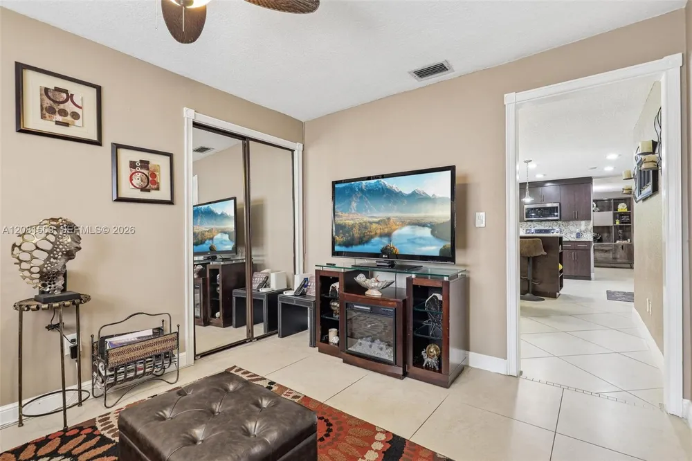 8835 NW 27th St Coral Springs, FL 33065