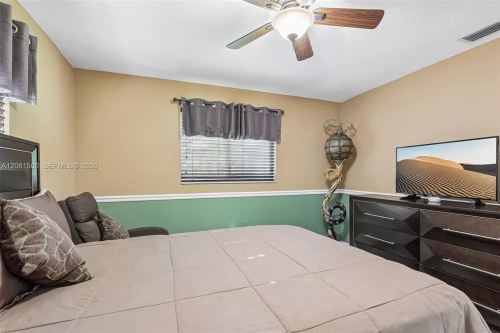 8835 NW 27th St Coral Springs, FL 33065