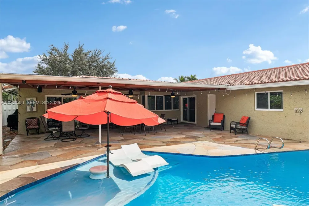 8835 NW 27th St Coral Springs, FL 33065