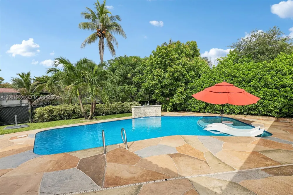 8835 NW 27th St Coral Springs, FL 33065