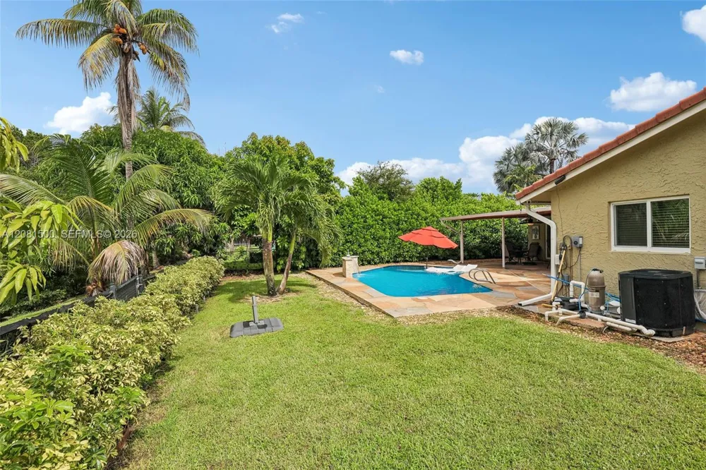 8835 NW 27th St Coral Springs, FL 33065