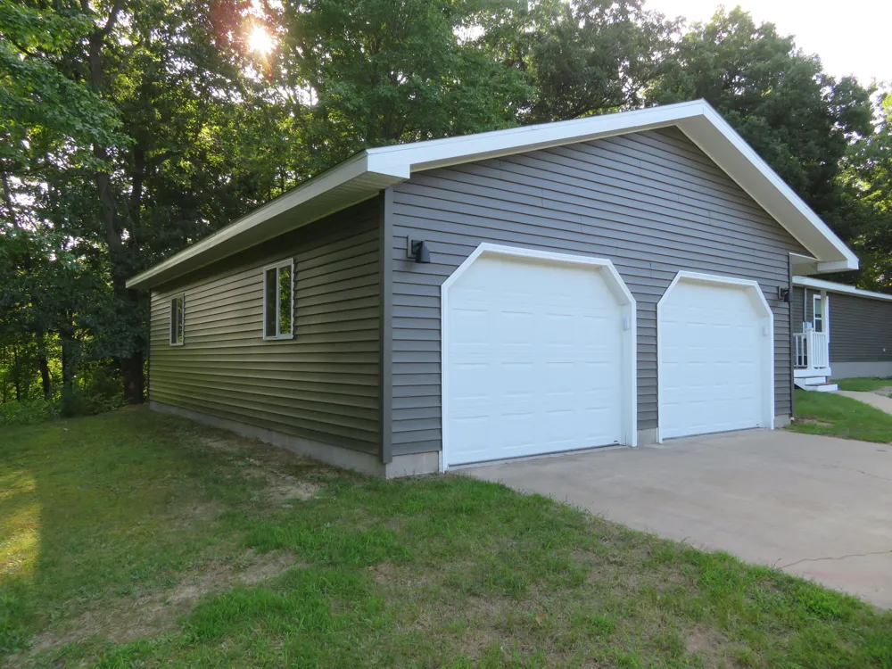 9560 Meridian Road Pleasant Lake, MI 49272