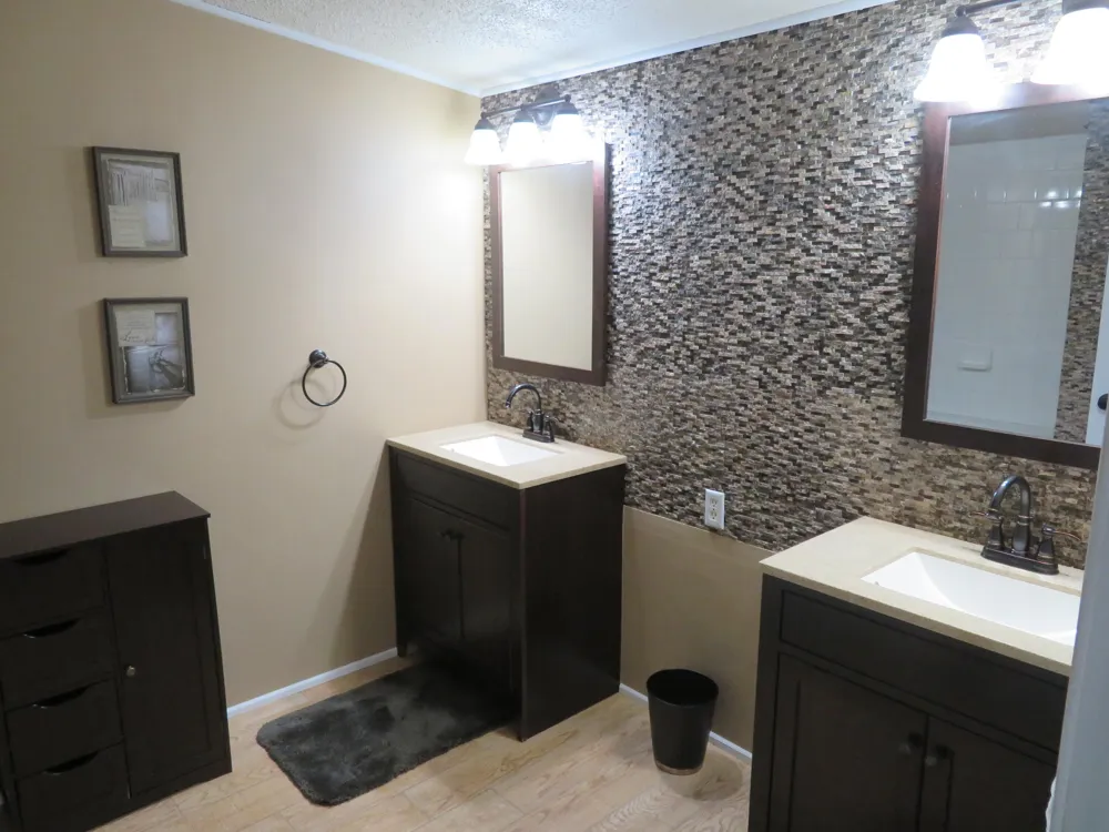 9560 Meridian Road Pleasant Lake, MI 49272