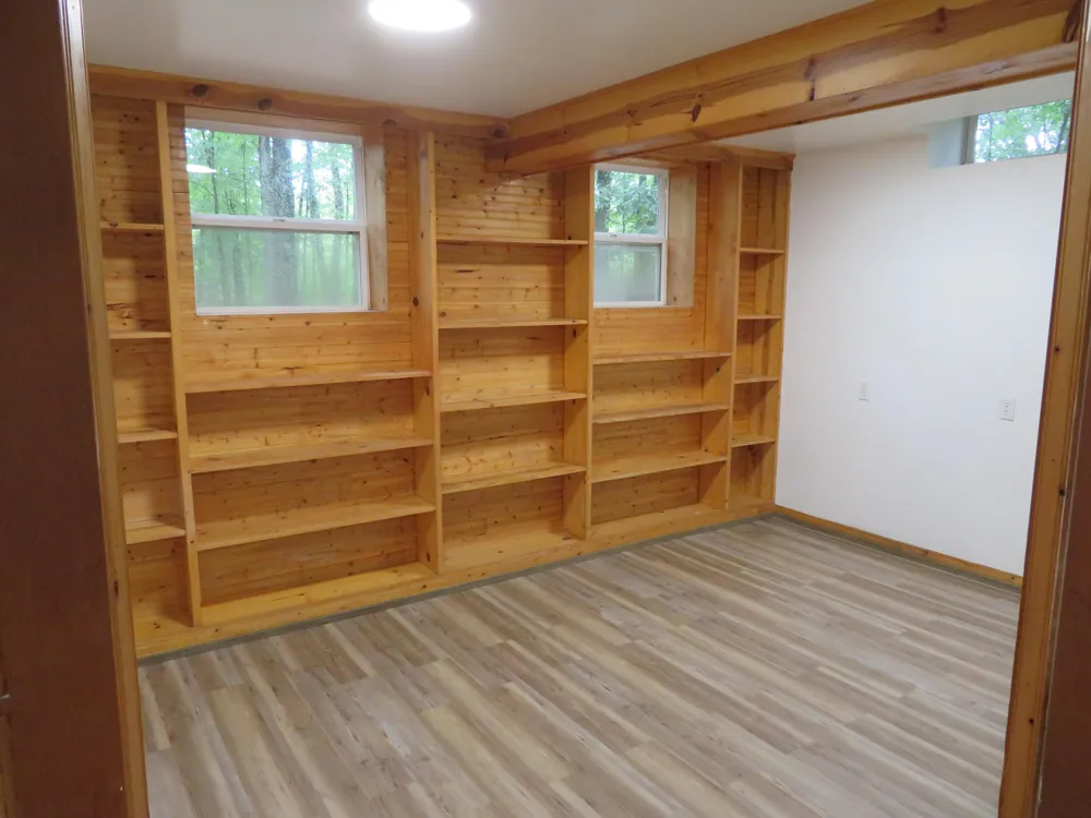 9560 Meridian Road Pleasant Lake, MI 49272