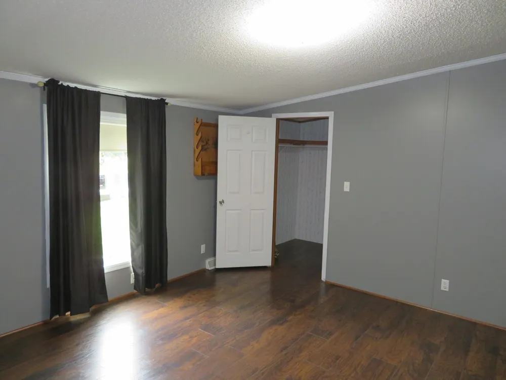 9560 Meridian Road Pleasant Lake, MI 49272