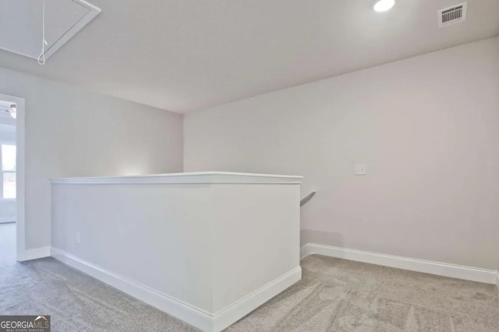 3983 Streamlet WAY Gainesville, GA 30506