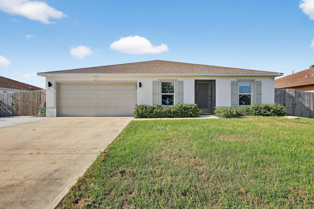 543 SW Kabot Avenue Port St. Lucie, FL 34953