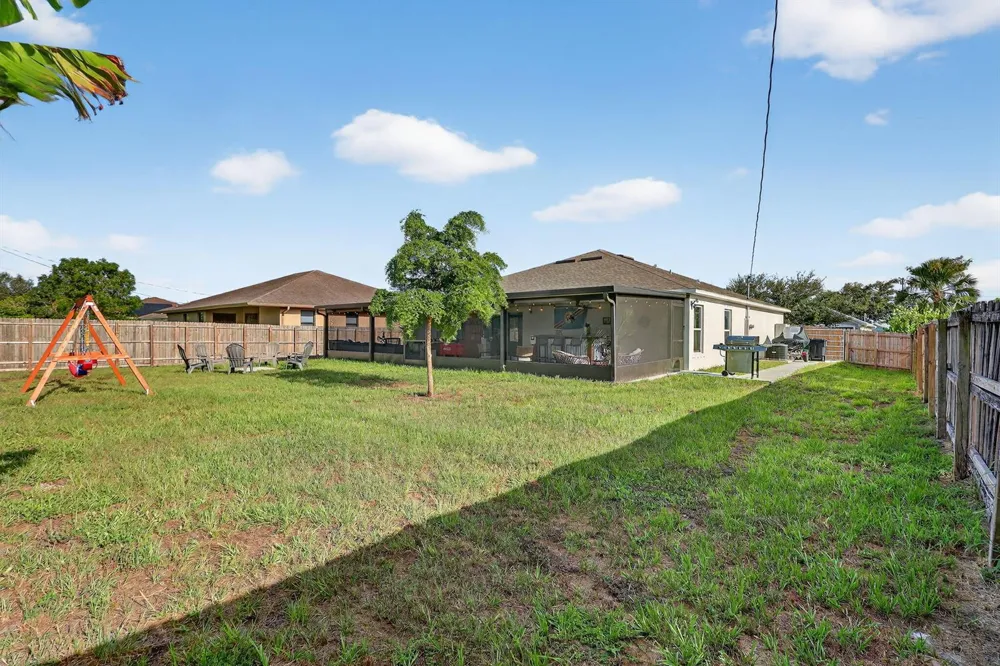 543 SW Kabot Avenue Port St. Lucie, FL 34953