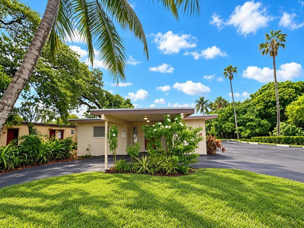 519 NW 23rd Ave Fort Lauderdale, FL 33311