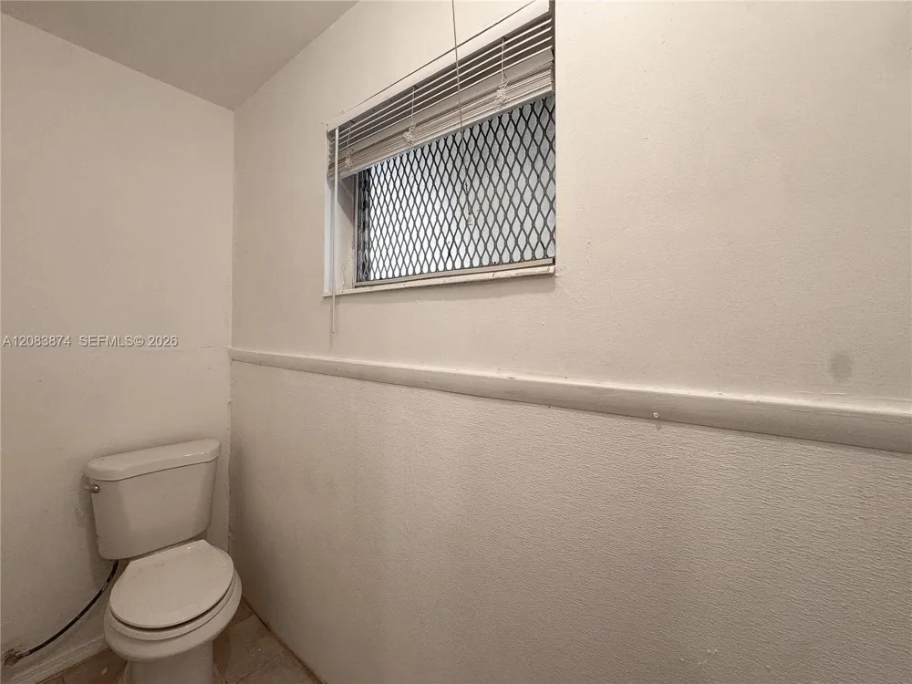 519 NW 23rd Ave Fort Lauderdale, FL 33311