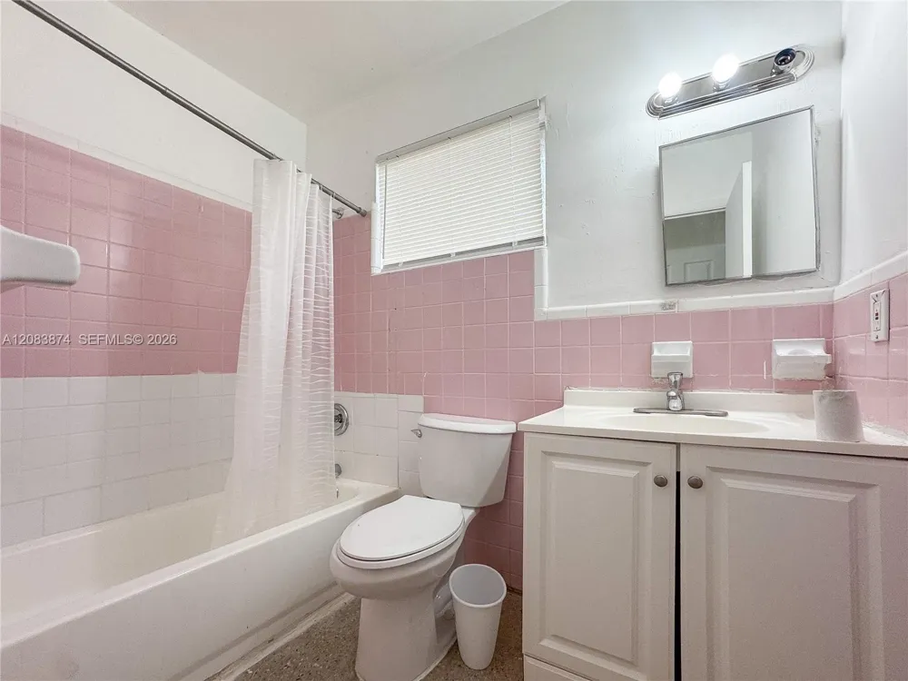 519 NW 23rd Ave Fort Lauderdale, FL 33311