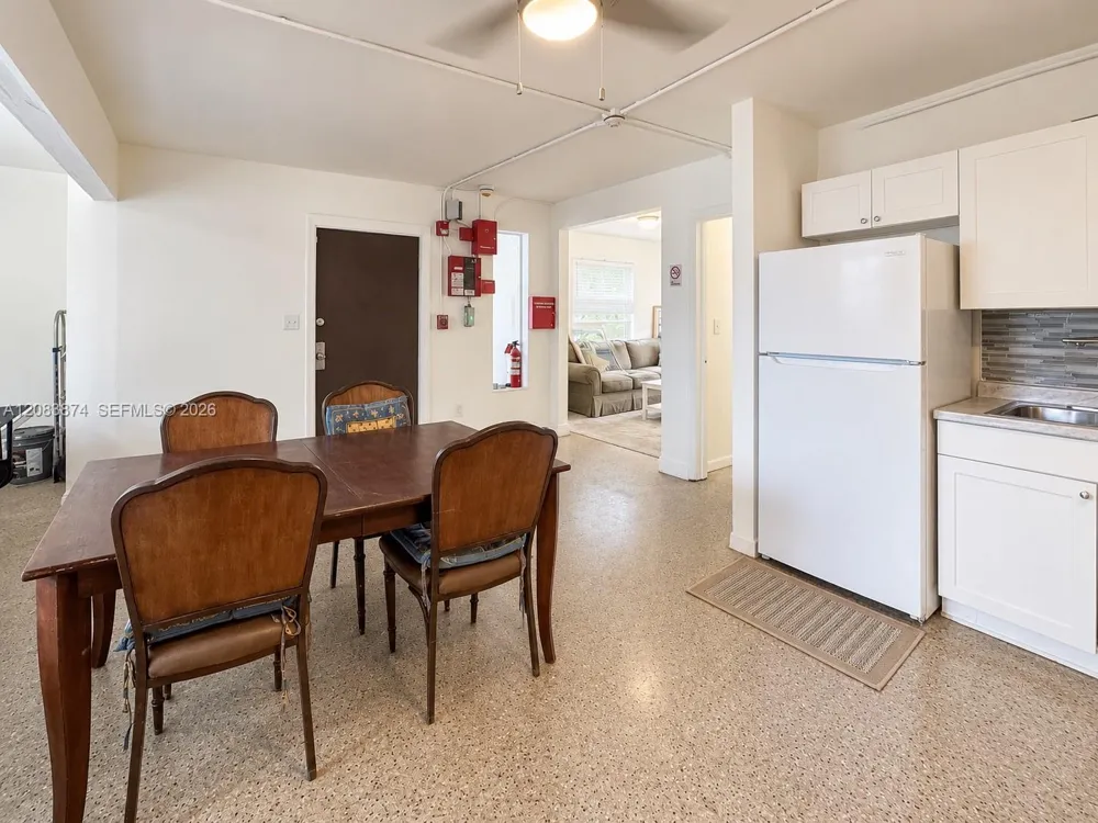 519 NW 23rd Ave Fort Lauderdale, FL 33311