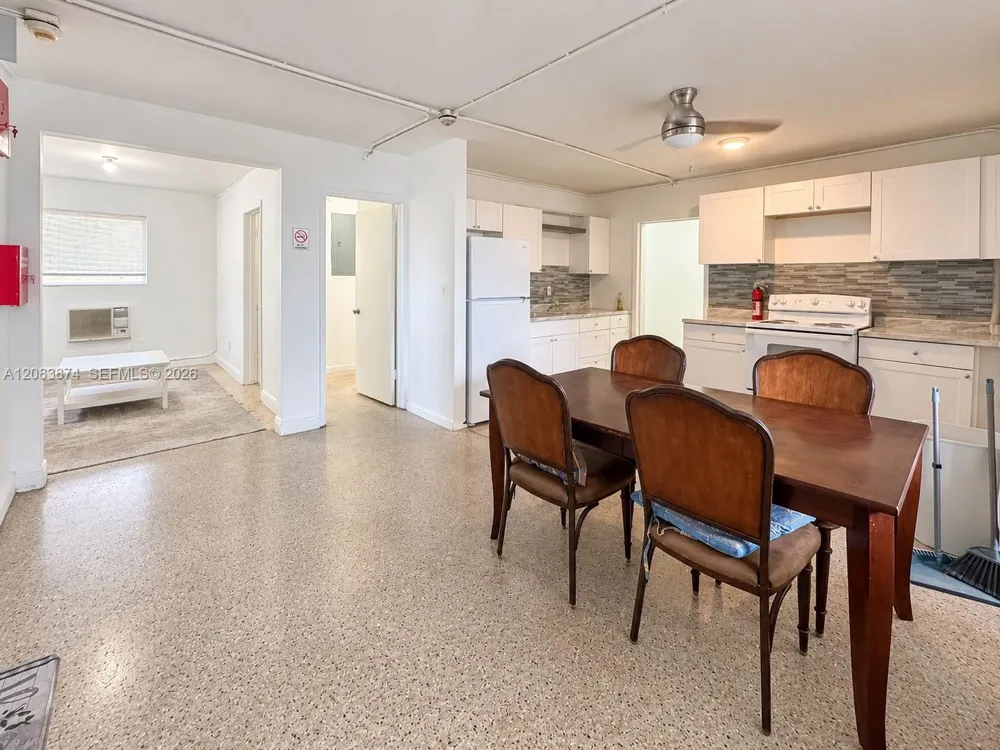 519 NW 23rd Ave Fort Lauderdale, FL 33311