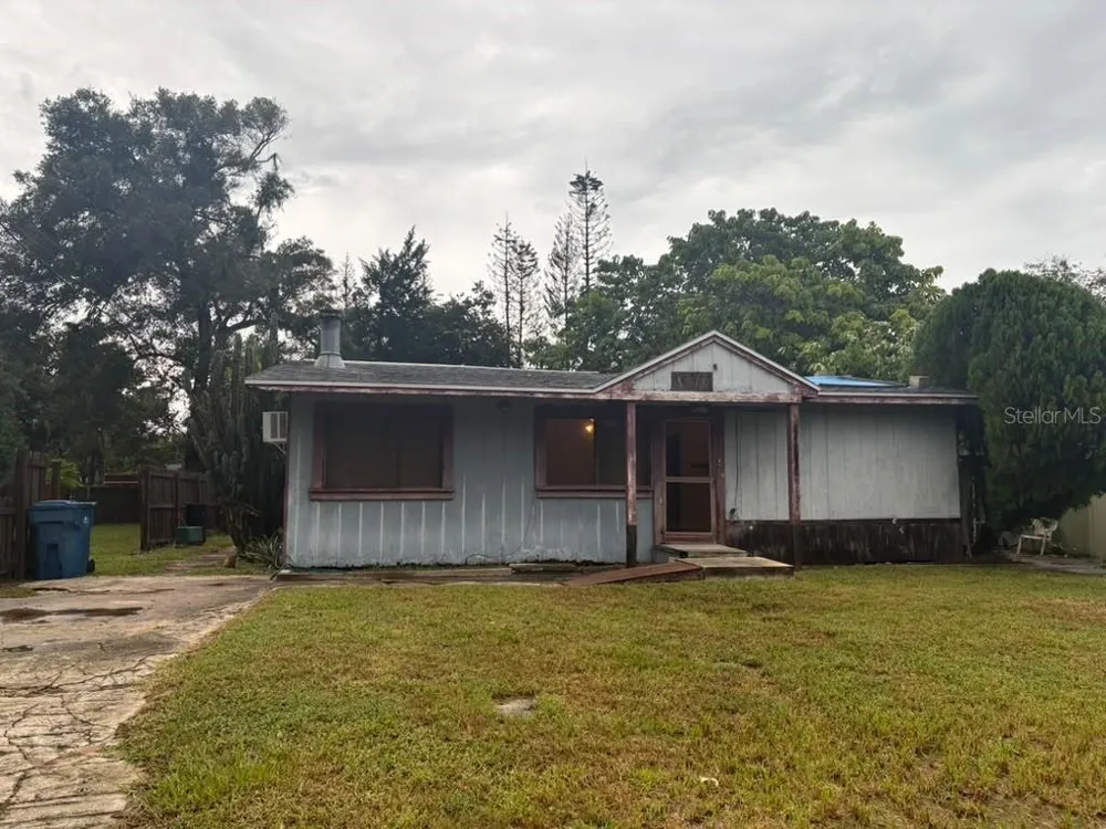 1212 10TH STREET Daytona Beach, FL 32117