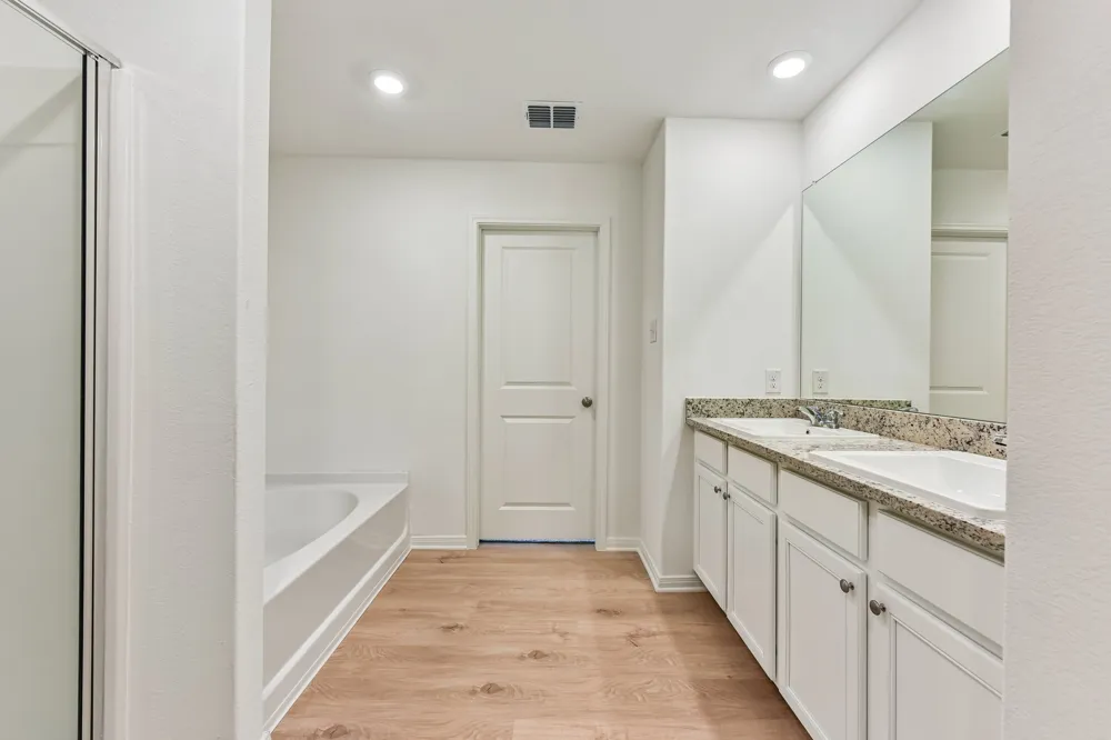 235 Surrey Oaks Maxwell, TX 78656