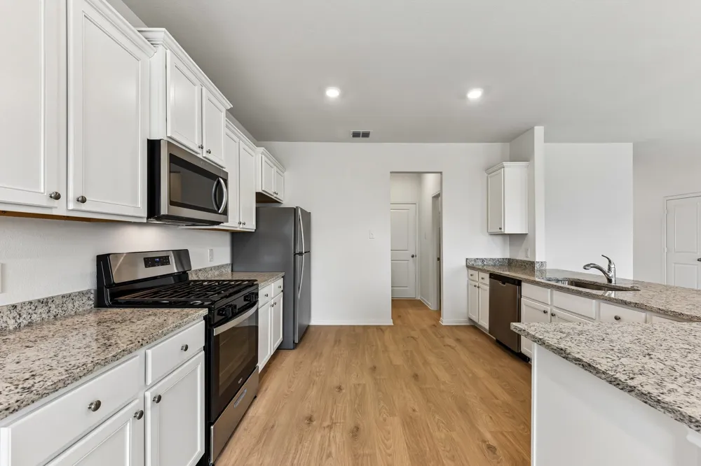 235 Surrey Oaks Maxwell, TX 78656