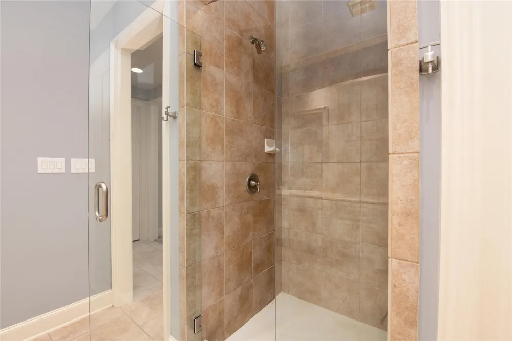 5009 Glenshire Drive Flower Mound, TX 75028