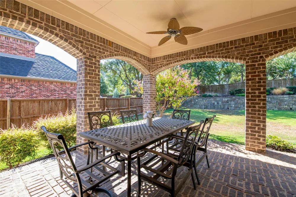 5009 Glenshire Drive Flower Mound, TX 75028