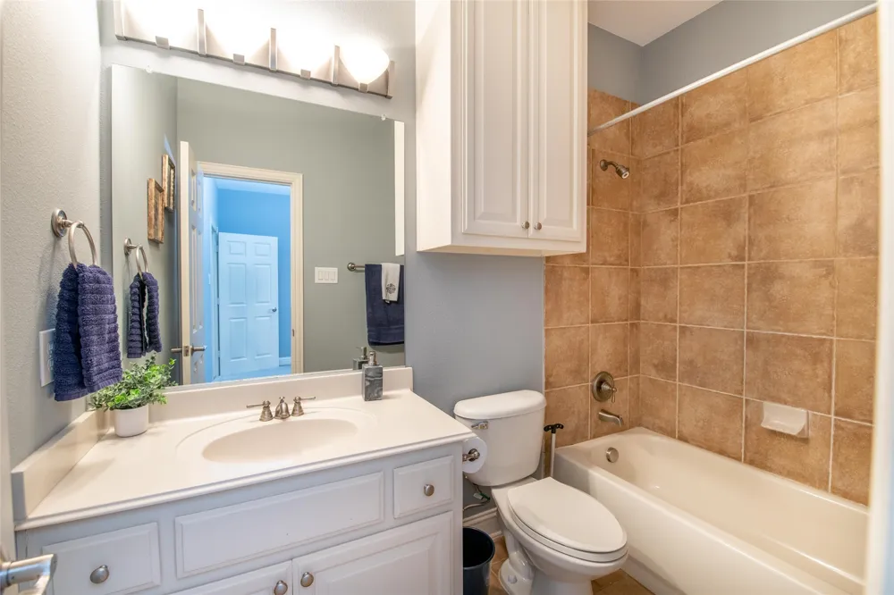 5009 Glenshire Drive Flower Mound, TX 75028