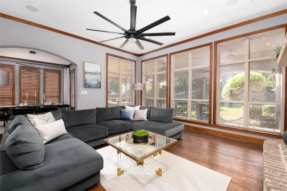 5009 Glenshire Drive Flower Mound, TX 75028