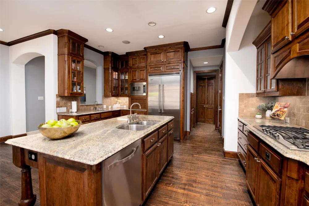 5009 Glenshire Drive Flower Mound, TX 75028