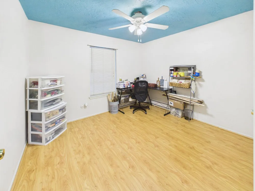 5807 Walnutgate Drive Spring, TX 77373