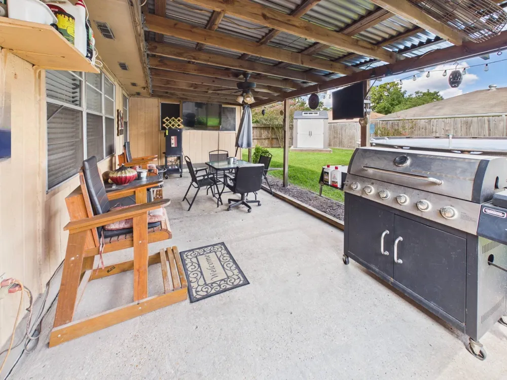 5807 Walnutgate Drive Spring, TX 77373