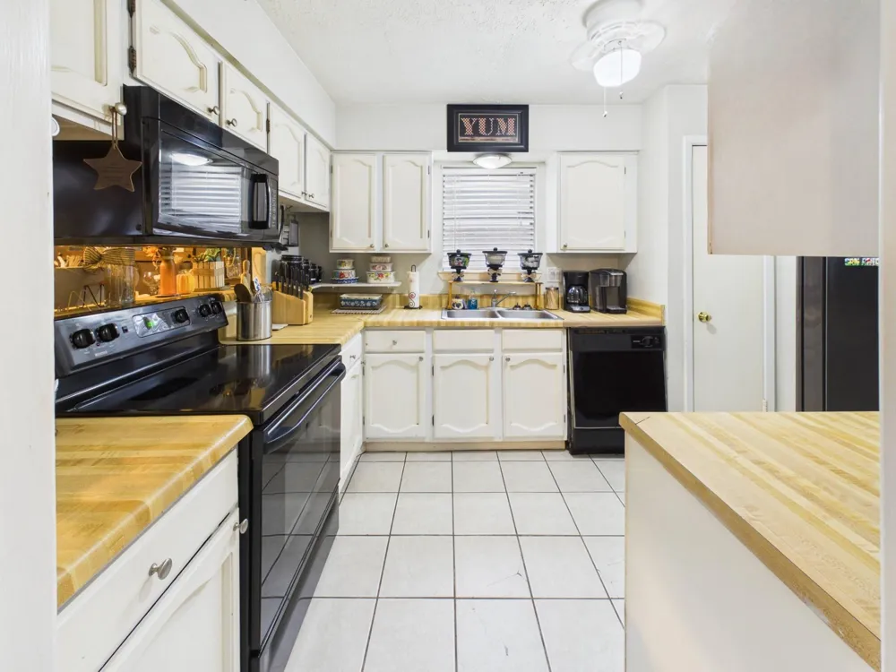 5807 Walnutgate Drive Spring, TX 77373