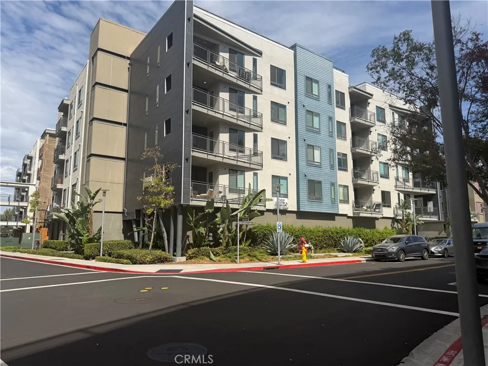1542 Nolita Irvine, CA 92612
