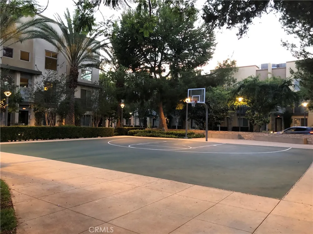 1542 Nolita Irvine, CA 92612