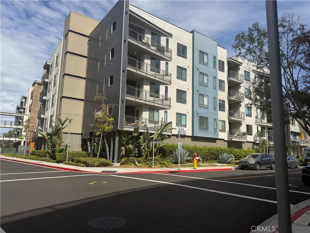 1542 Nolita Irvine, CA 92612