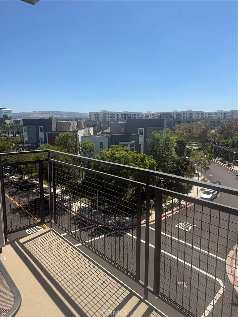 1542 Nolita Irvine, CA 92612