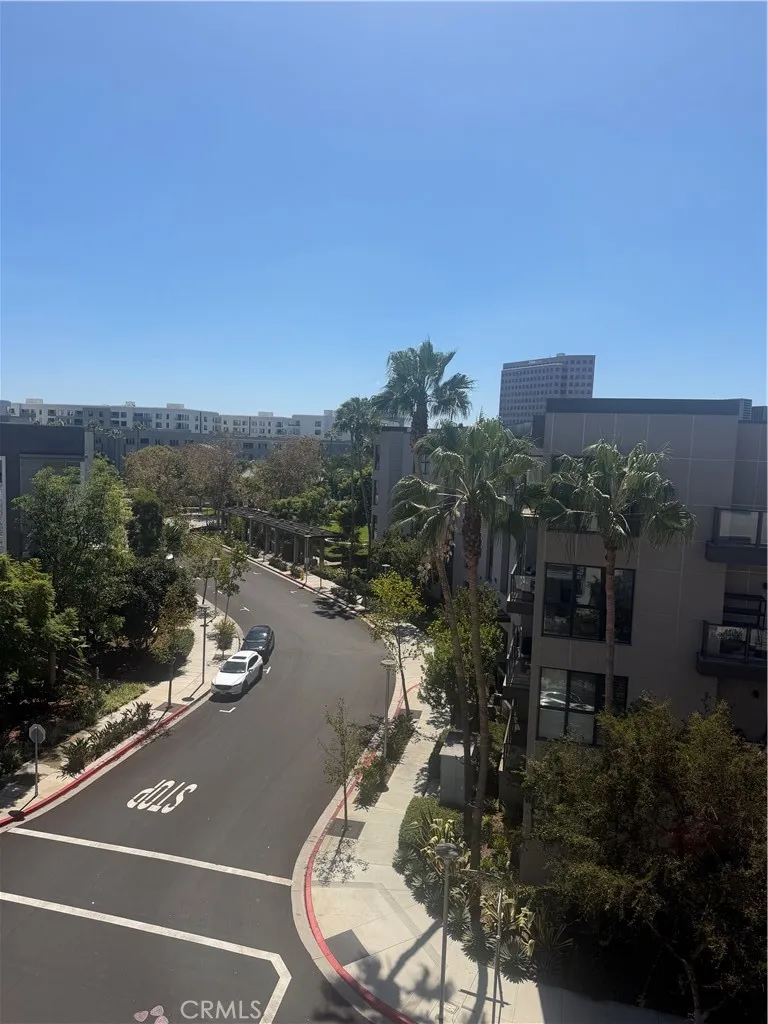 1542 Nolita Irvine, CA 92612
