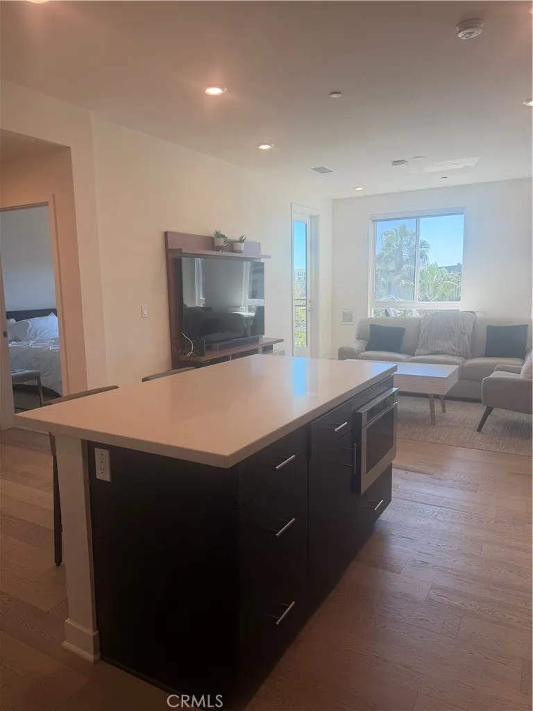 1542 Nolita Irvine, CA 92612