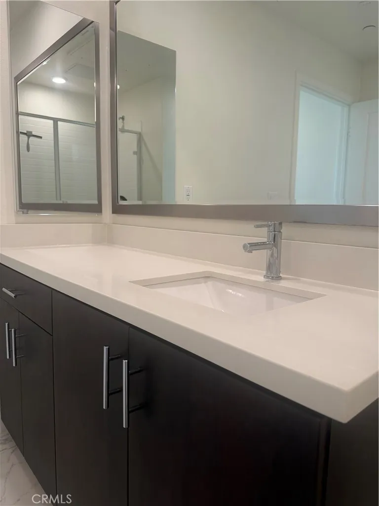 1542 Nolita Irvine, CA 92612