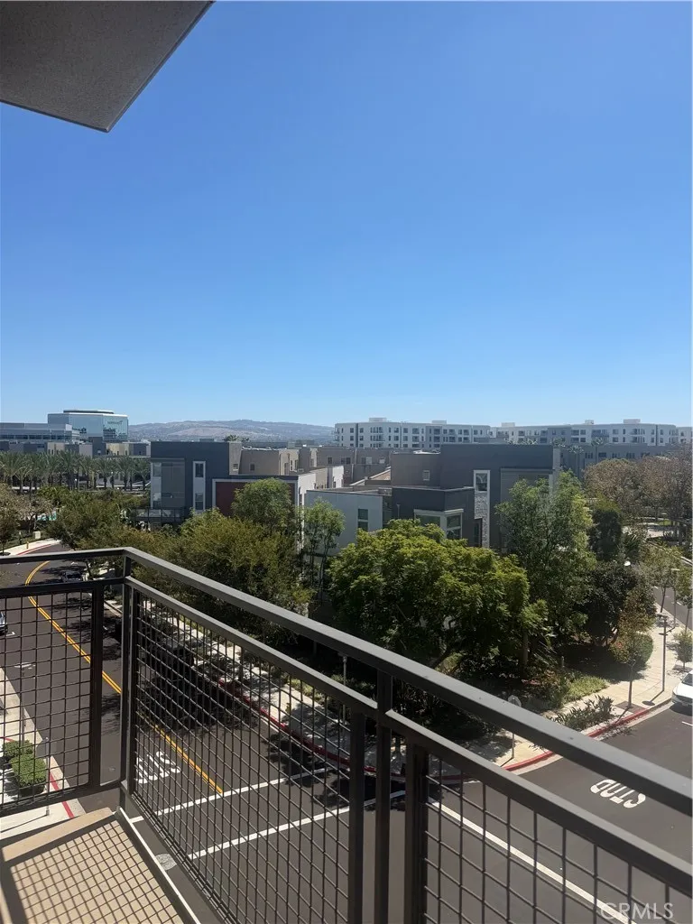 1542 Nolita Irvine, CA 92612