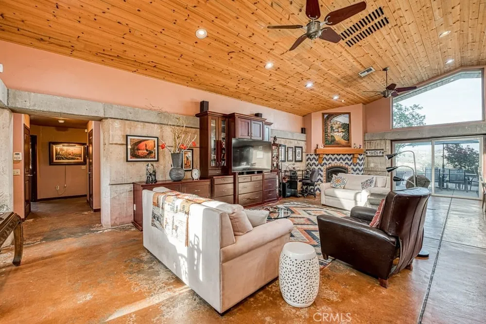 41810 Road 406 Coarsegold, CA 93614