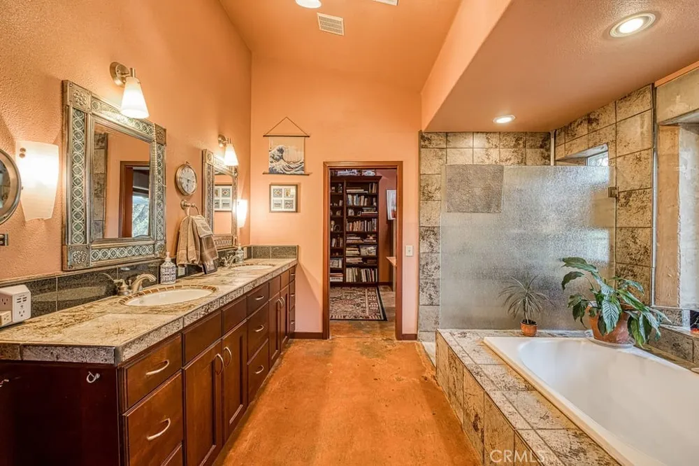 41810 Road 406 Coarsegold, CA 93614