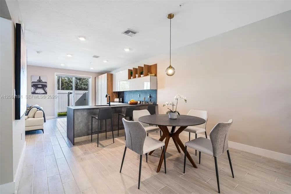 17033 SW 1st St #1 Pembroke Pines, FL 33027