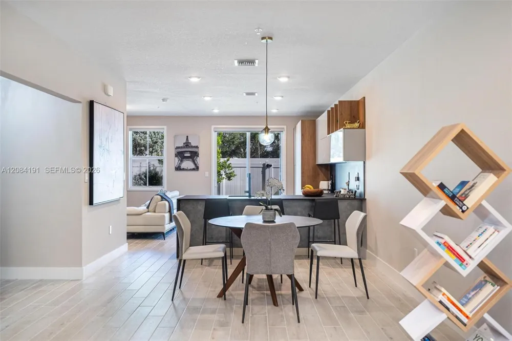 17033 SW 1st St #1 Pembroke Pines, FL 33027
