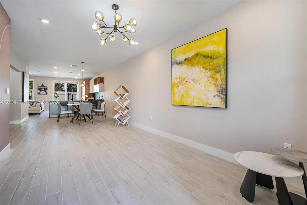 17033 SW 1st St #1 Pembroke Pines, FL 33027