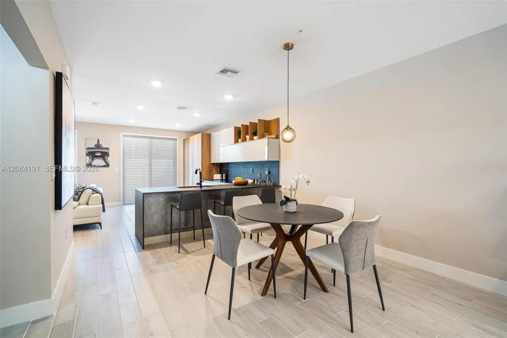 17033 SW 1st St #1 Pembroke Pines, FL 33027