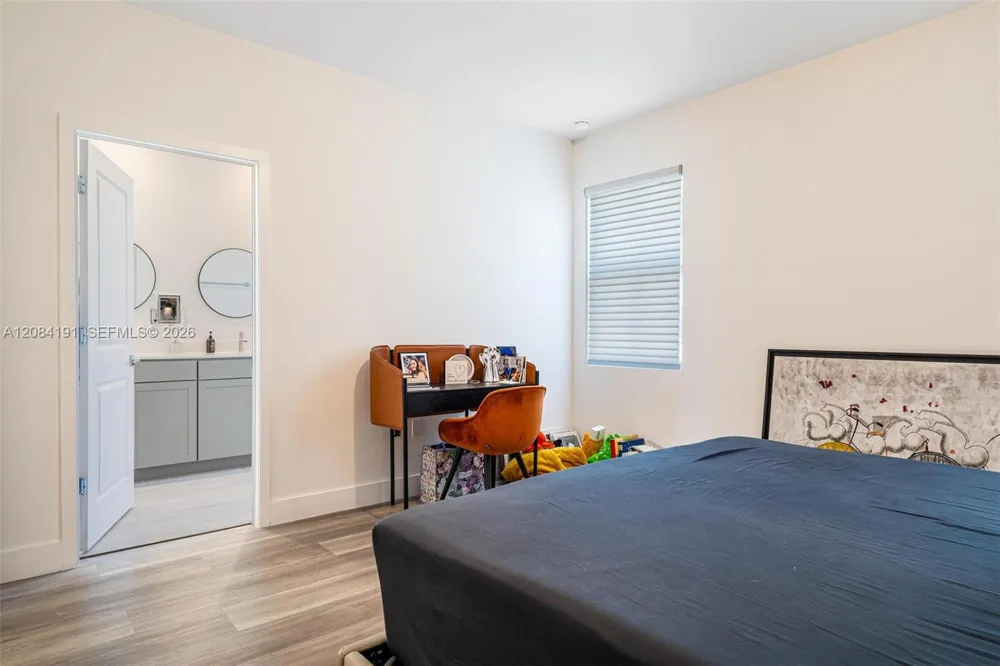 17033 SW 1st St #1 Pembroke Pines, FL 33027