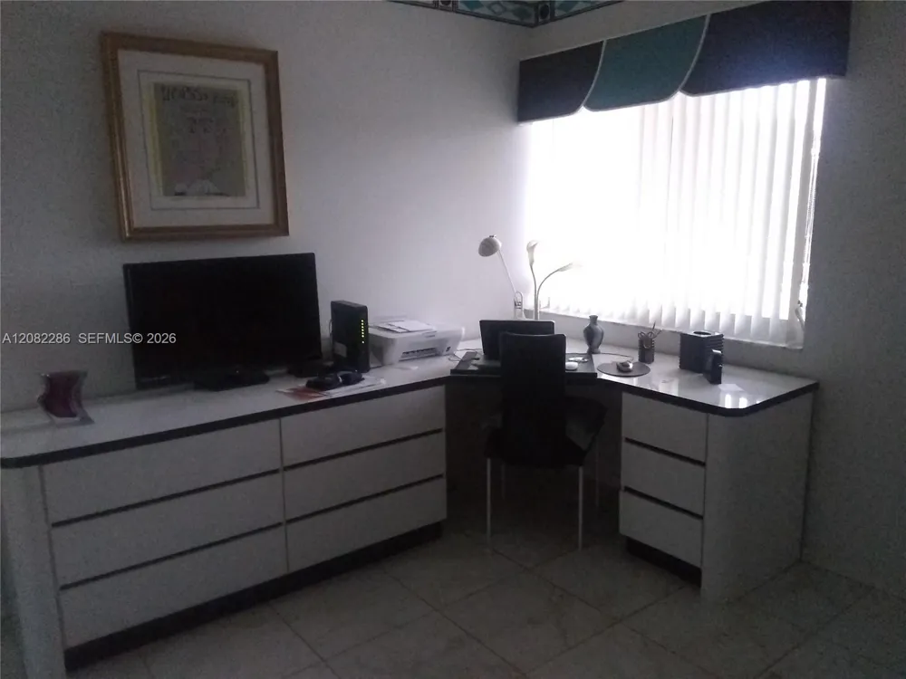 7464 Trent Dr #309 Tamarac, FL 33321