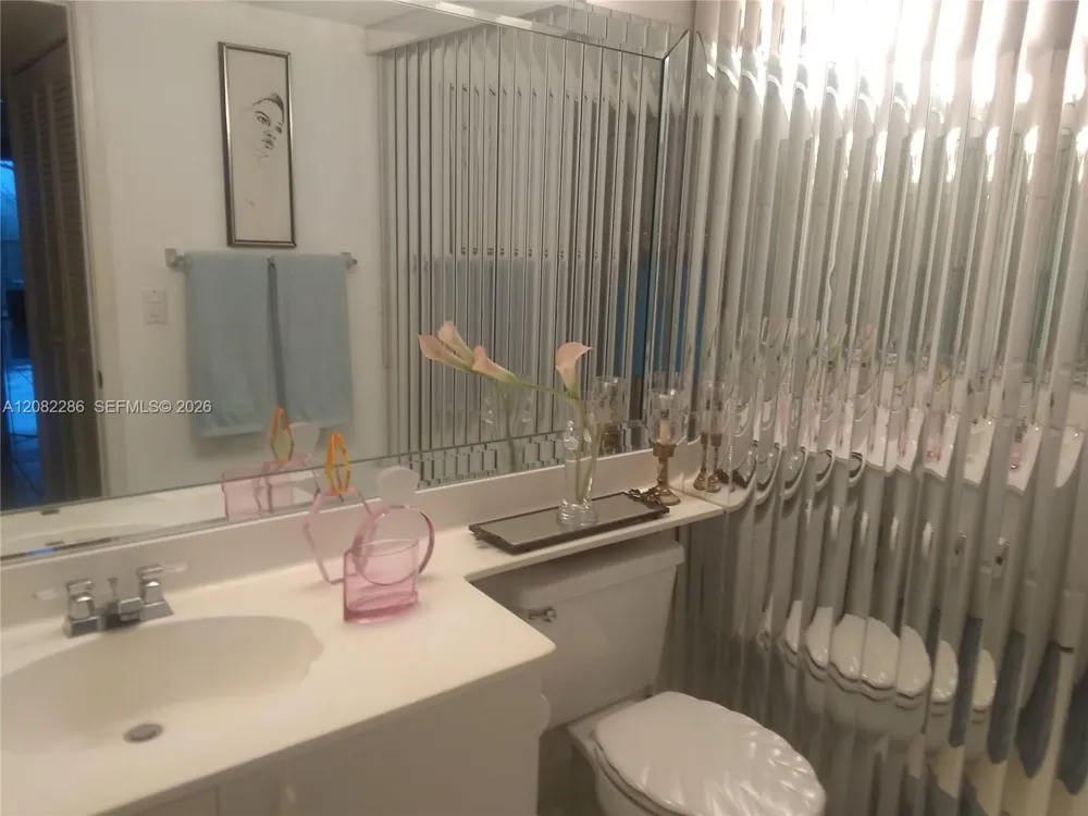 7464 Trent Dr #309 Tamarac, FL 33321