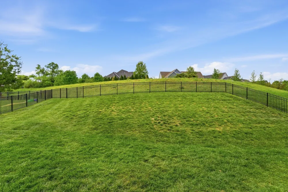 4025 Foxglove Farm Dr Franklin, TN 37064