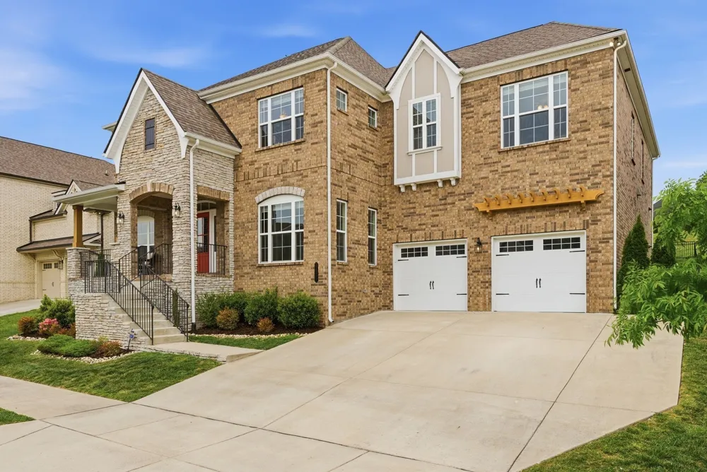 4025 Foxglove Farm Dr Franklin, TN 37064