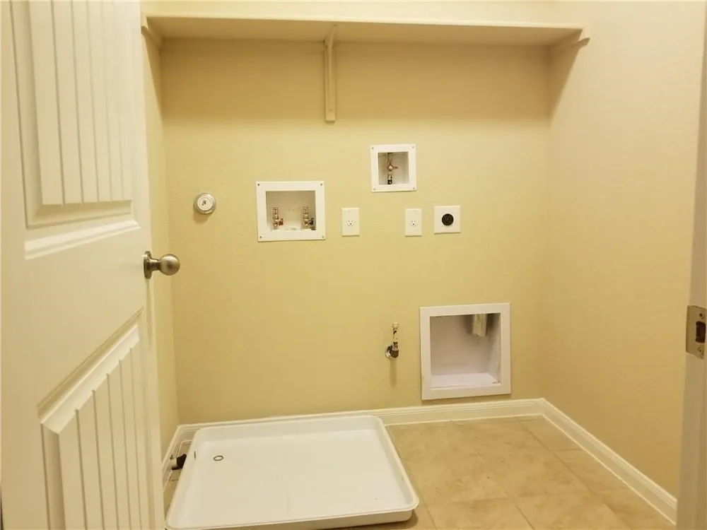 2880 Donnell Drive #103 Round Rock, TX 78664